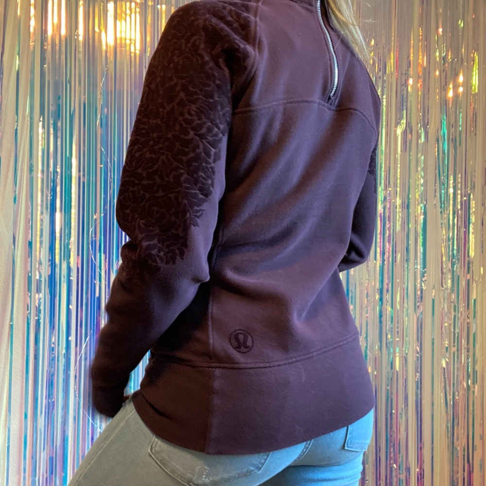Lululemon • Floral Flock Velvet Detail Pullover Sweatshirt - Picture 7 of 15